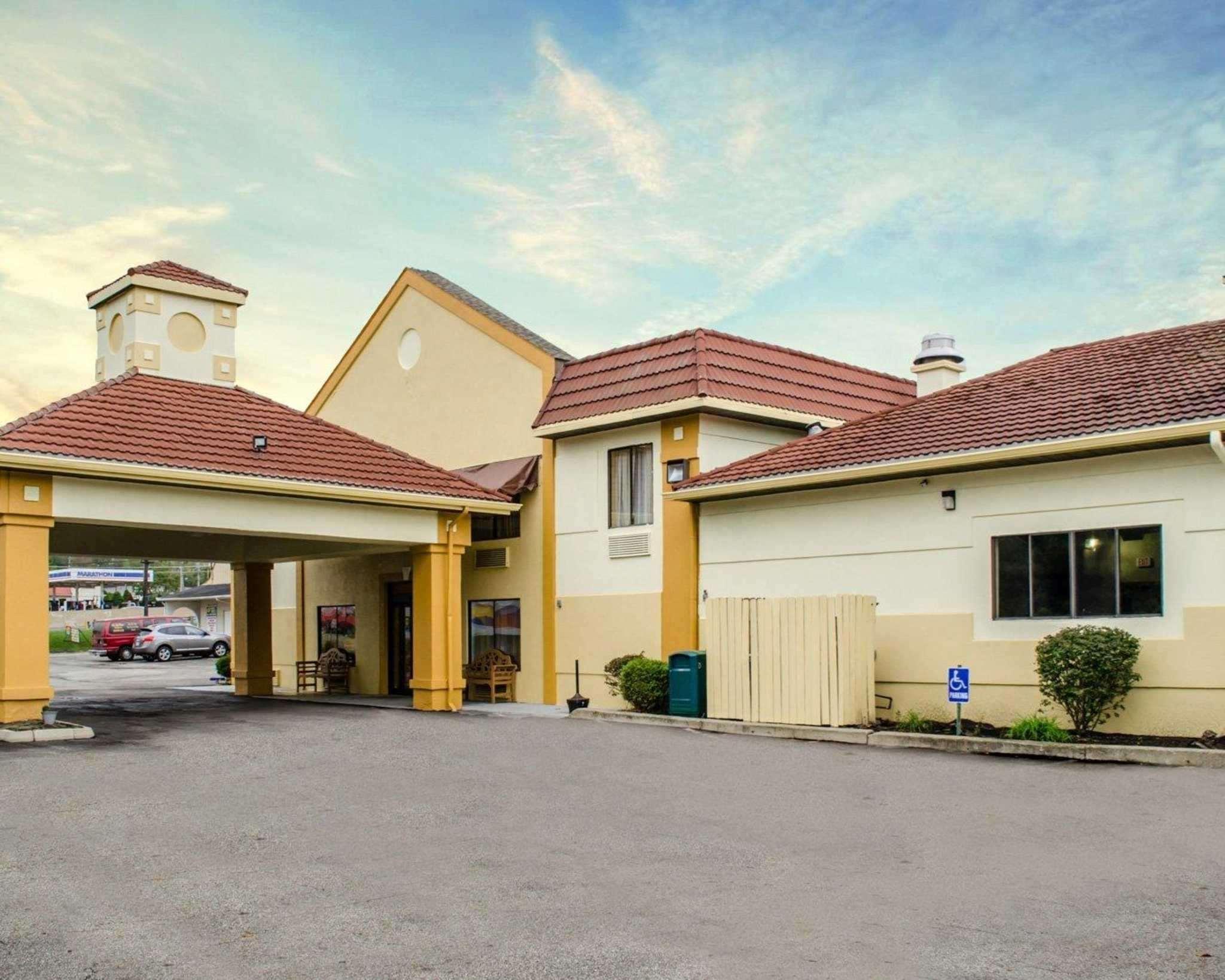 Quality Inn & Suites Medina - Akron West Экстерьер фото